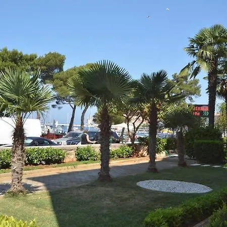 Rossella 1 Rovinj