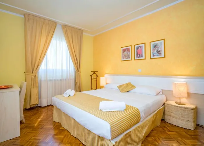 Apartments With Pool Villa Rossella 1
