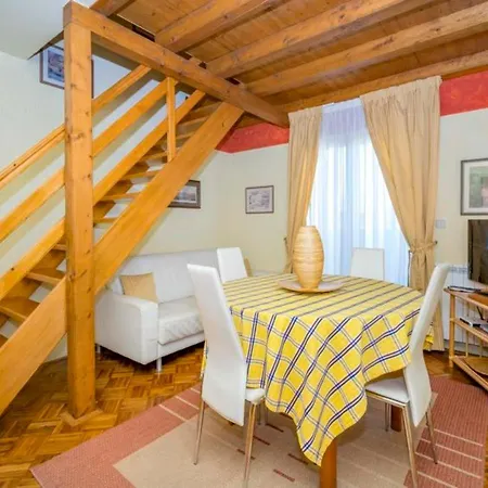 Appartement Rossella 1 Rovinj