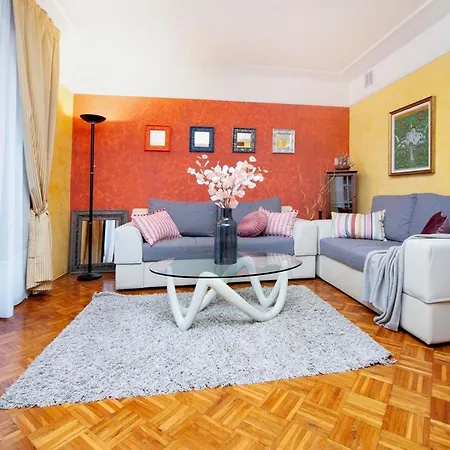 Rossella 1 Apartament