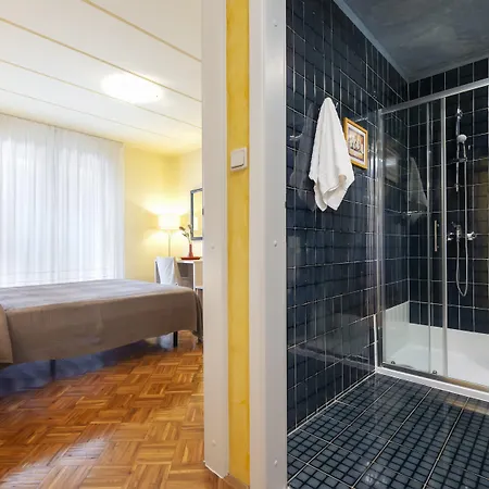 Apartment With Pool Rossella 1 *