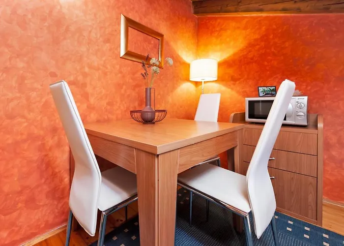 Apartman Apartments With Pool Villa Rossella 1 *