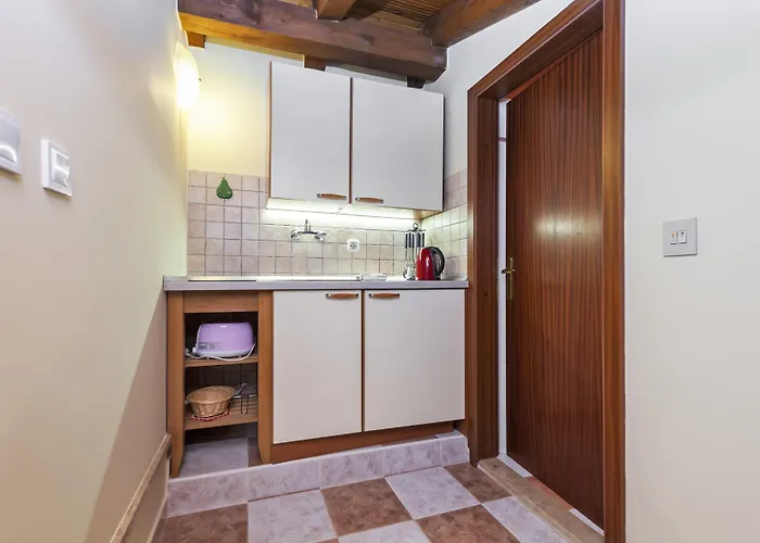 Apartman Apartments With Pool Villa Rossella 1 *