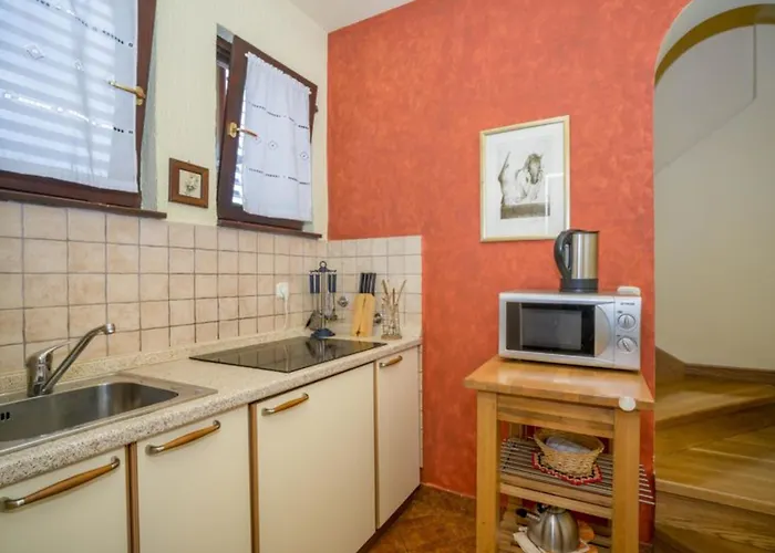 Apartments With Pool Villa Rossella 1 Apartman