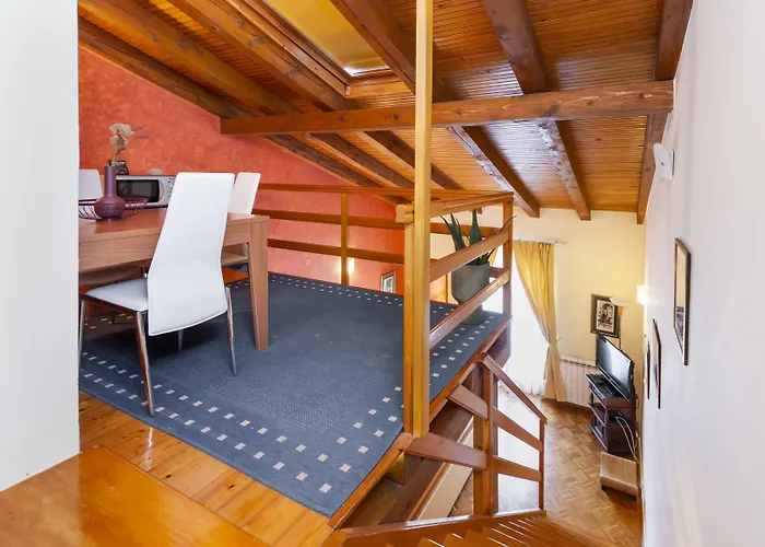 Apartments With Pool Villa Rossella 1 Apartman