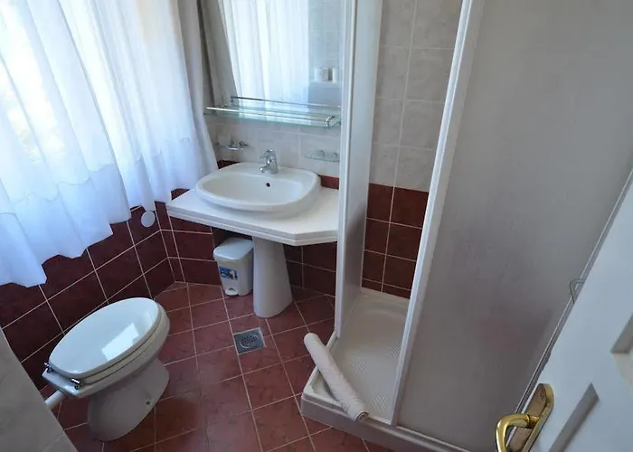 Apartman Apartments With Pool Villa Rossella 1