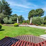 Apartment With Pool Rossella 1