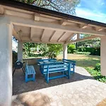 Apartment With Pool Rossella 1 *