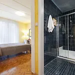 Apartment With Pool Rossella 1 *