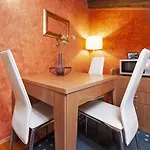 Apartment With Pool Rossella 1 *